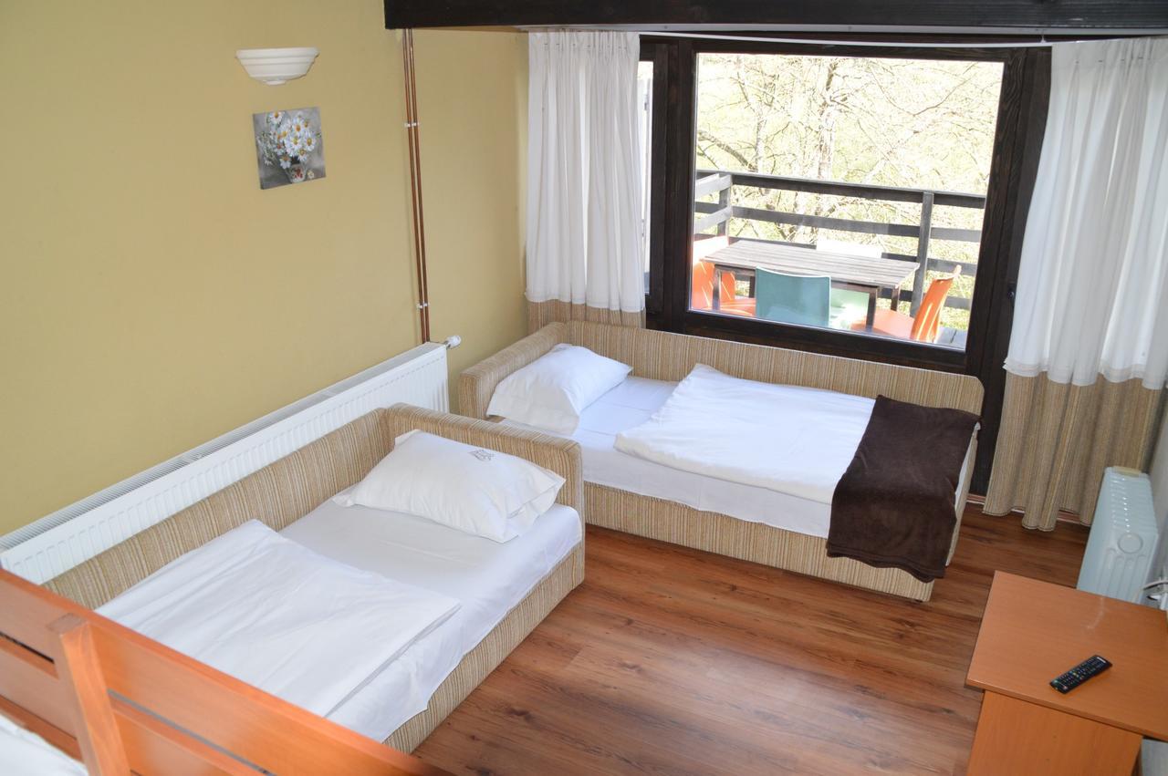 Bungalows Plivsko Jezero ヤイツェ エクステリア 写真