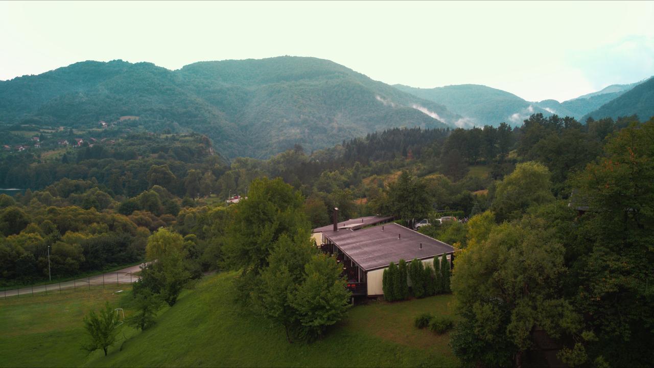 Bungalows Plivsko Jezero ヤイツェ エクステリア 写真